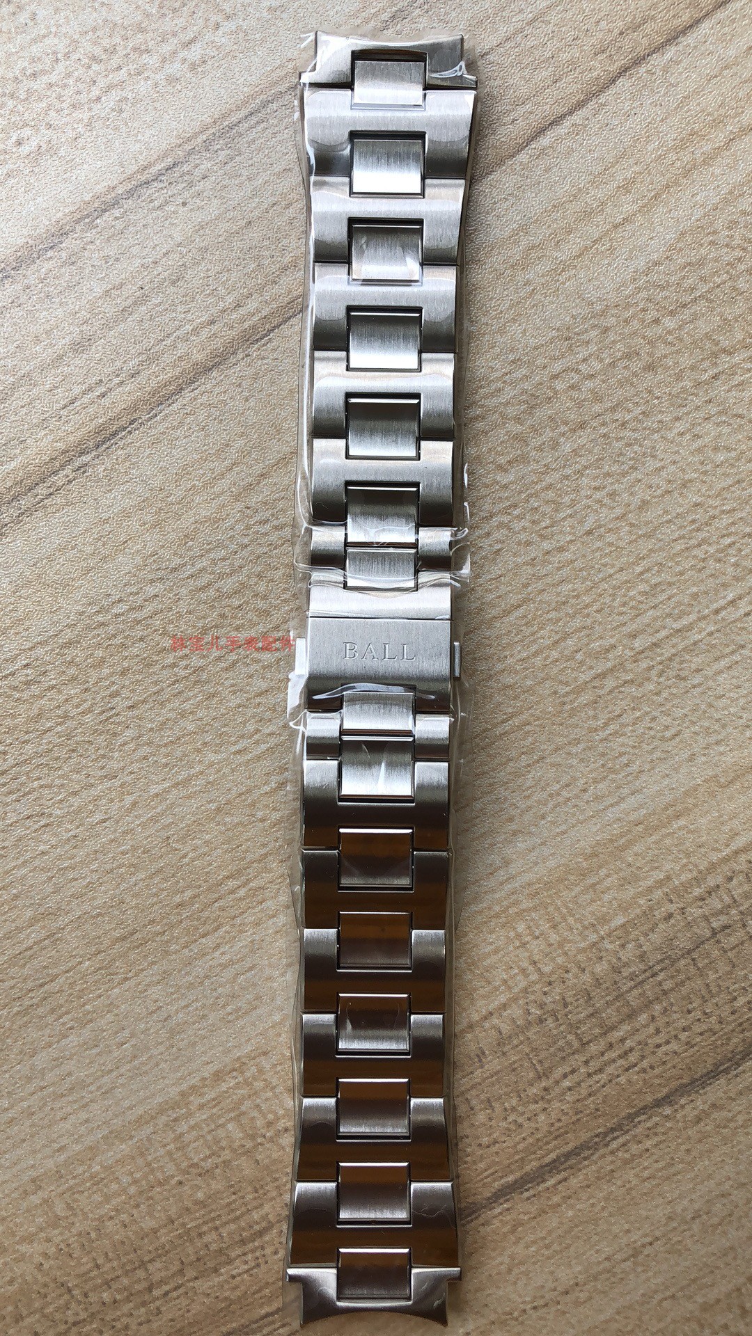 品味非凡與精準(zhǔn)之美 BALL波爾石英表與多功能鋼帶絕妙組合助你征服職場(chǎng)與運(yùn)動(dòng)